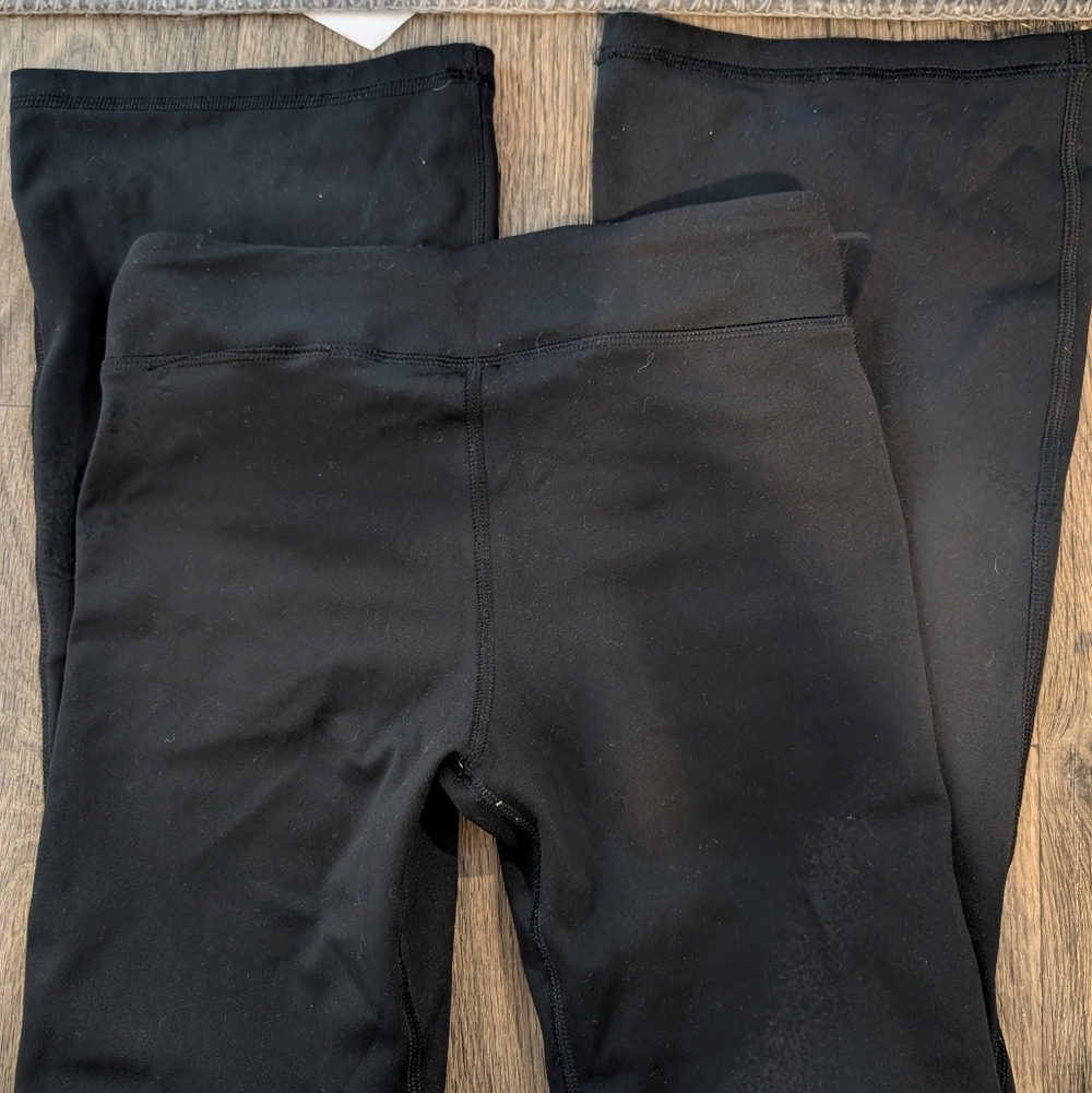 Under Armour Jet Black Active Flare Leggings - Picture 2 of 3